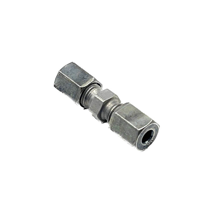 4mm x 4mm straight compression fitting connector, product code C4M, for joining grease lines.